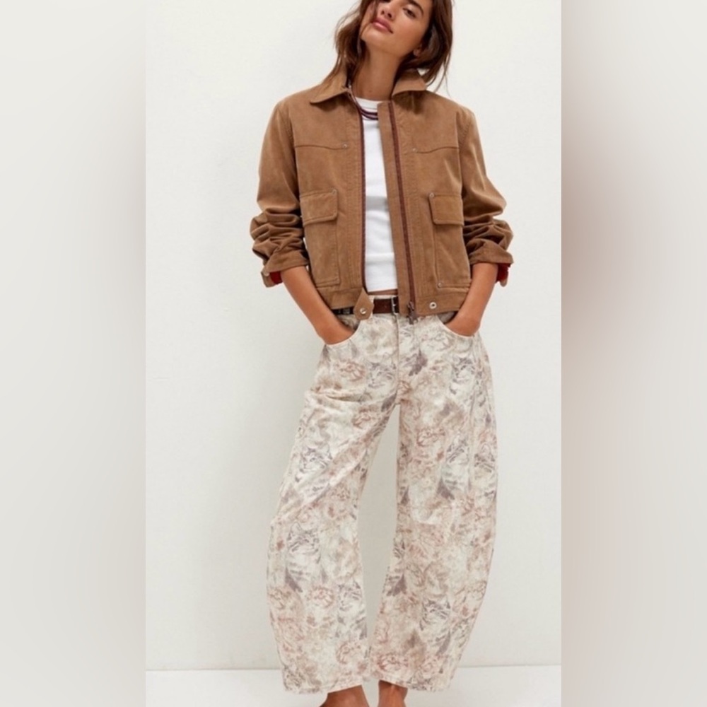 NWOT We the Free Good Luck Barrel Jeans in the CAT PRINT - Picture 3 of 8